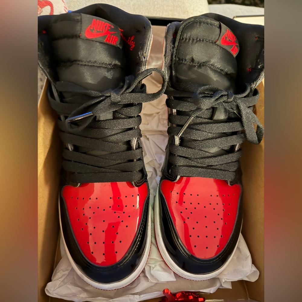 Nike Air Jordan 1 Retro High OG Box - Black & Red - Picture 3 of 4